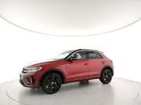 Usata VW T-Roc R-line 150 CV (110 kW) 2022 Kings red metallizzato deep black perlat SUV