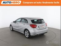 Usata Mercedes A180 109 CV (80 kW) 2017 Argento Berlina