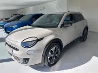Usata Fiat 600 La Prima 100 CV (73 kW) 2025 Beige SUV