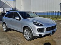 Usata Porsche Cayenne Platinum Edition 250 CV (183 kW) 2017 Argento SUV