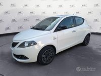 Usata Lancia Ypsilon Silver 69 CV (50 kW) 2021 Bianco Utilitaria