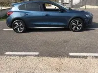 Usata Ford Focus Active 125 CV (91 kW) 2022 Blu Berlina