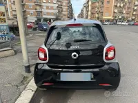 Usata Smart ForFour Passion 71 CV (52 kW) 2015 Nero Utilitaria
