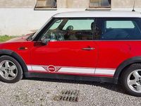 Begagnad Mini Cooper 116 HK (85 kW) 2002 Röd Halvkombi