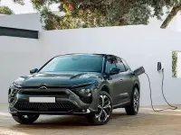 Nouvelle Citroën C5 X 224 ch (164 kW) 2025 Gris Break