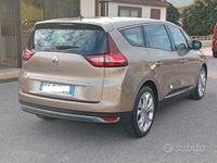 Usata Renault Grand Scénic IV Initiale 120 CV (88 kW) 2020 Giallo Monovolume