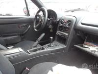 Usata Mazda MX5 110 CV (80 kW) 1998 Verde Cabrio
