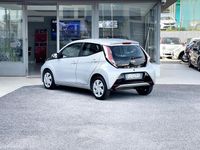 Usata Toyota Aygo 69 CV (50 kW) 2017 Grigio Utilitaria