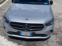 Usata Mercedes B180 116 CV (85 kW) 2019 Argento Utilitaria