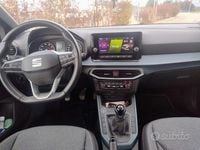 Usata Seat Arona Xperience 95 CV (69 kW) 2022 Grigio SUV
