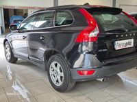 Usata Volvo XC60 Kinetic 163 CV (119 kW) 2013 Nero SUV