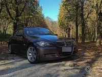 Usata BMW 325 218 CV (160 kW) 2005 Grigio Berlina