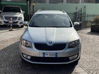 Usata Skoda Octavia Executive 110 CV (80 kW) 2017 Grigio Station wagon