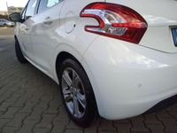 Usata Peugeot 208 Allure 92 CV (67 kW) 2014 Bianco Utilitaria