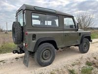 Usata Land Rover Defender 122 CV (89 kW) 2000 Verde SUV