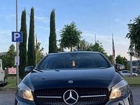 Gebraucht Mercedes A180 116 PS (85 kW) 2018 Schwarz Limousine