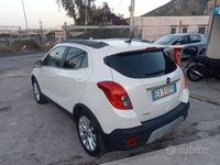 Usata Opel Mokka 140 CV (102 kW) 2015 Bianco SUV