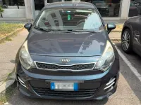 Usata Kia Rio 85 CV (62 kW) 2015 Bluazzurro Berlina