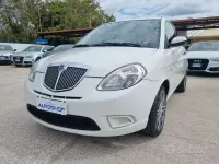 Usata Lancia Ypsilon 60 CV (44 kW) 2009 Bianco Utilitaria