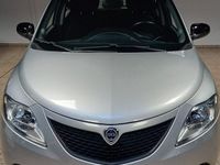 Usata Lancia Ypsilon Gold 69 CV (50 kW) 2021 Grigio Utilitaria