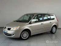 Usata Renault Grand Scénic II 111 CV (81 kW) 2007 Beige Monovolume