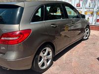 Usata Mercedes B180 Premium 109 CV (80 kW) 2014 Bronzo Monovolume