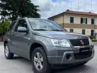 Usata Suzuki Grand Vitara 106 CV (77 kW) 2008 Grigio SUV