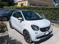 Usata Smart ForFour Passion 72 CV (52 kW) 2015 Bianco Utilitaria