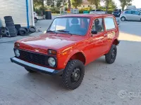 Usata Lada niva 75 CV (55 kW) 1989 Rosso SUV