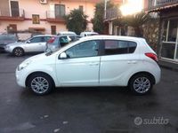 Usata Hyundai i20 Comfort 90 CV (66 kW) 2011 Bianco Berlina