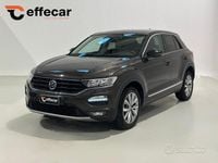 Usata VW T-Roc Style 116 CV (85 kW) 2018 Marrone SUV
