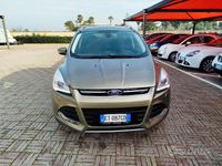Usata Ford Kuga Titanium 140 CV (102 kW) 2013 Verde SUV