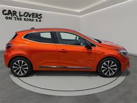 Usata Renault Clio V Techno 145 CV (106 kW) 2023 Arancione Utilitaria