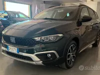 Usata Fiat Tipo Cross 131 CV (96 kW) 2023 Verde Berlina