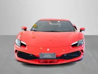 Usata Ferrari 296 663 CV (487 kW) 2025 Rosso Coupé