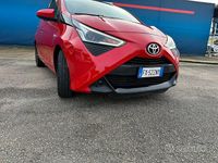 Usata Toyota Aygo X-cite 72 CV (52 kW) 2019 Rosso Utilitaria