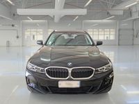 Usata BMW 320e 190 CV (139 kW) 2024 Nero Station wagon