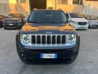 Usata Jeep Renegade Limited 140 CV (102 kW) 2016 Grigio SUV