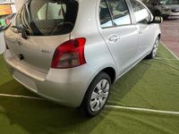 Usata Toyota Yaris 87 CV (63 kW) 2007 Grigio Berlina