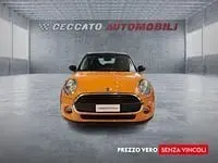 Usata Mini ONE 102 CV (75 kW) 2016 Arancione Utilitaria