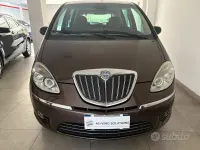 Usata Lancia Musa 95 CV (69 kW) 2012 Marrone Monovolume