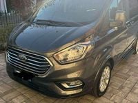 Begagnad Ford Tourneo Custom 185 HK (136 kW) 2019 Grå Van