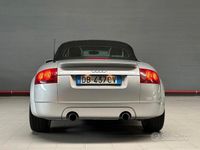 Usata Audi TT Roadster 225 CV (165 kW) 2001 Grigio Cabrio
