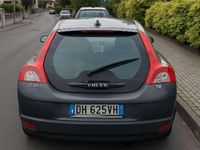 Usata Volvo C30 Kinetic 101 CV (74 kW) 2007 Grigio Utilitaria