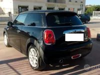 Usata Mini Cooper D 116 CV (85 kW) 2016 Nero Utilitaria