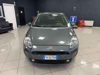 Usata Fiat Punto Lounge 95 CV (69 kW) 2017 Grigio Berlina