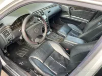 Usata Mercedes E200 136 CV (100 kW) 1997 Grigio Berlina