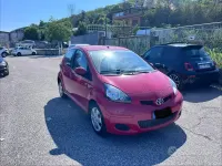 Usata Toyota Aygo Sol 68 CV (50 kW) 2009 Rosso Utilitaria