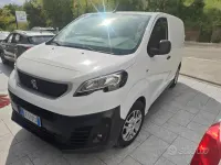 Usata Peugeot Expert Premium 120 CV (88 kW) 2021 Bianco Furgone