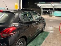 Usata Peugeot 208 68 CV (50 kW) 2017 Utilitaria